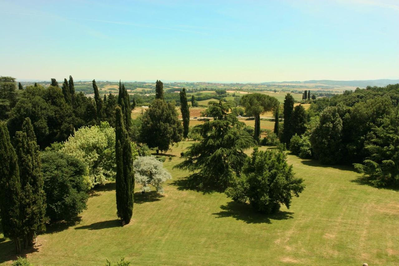Castello Di Sovicille - Residenza D'Epoca Panzió Kültér fotó
