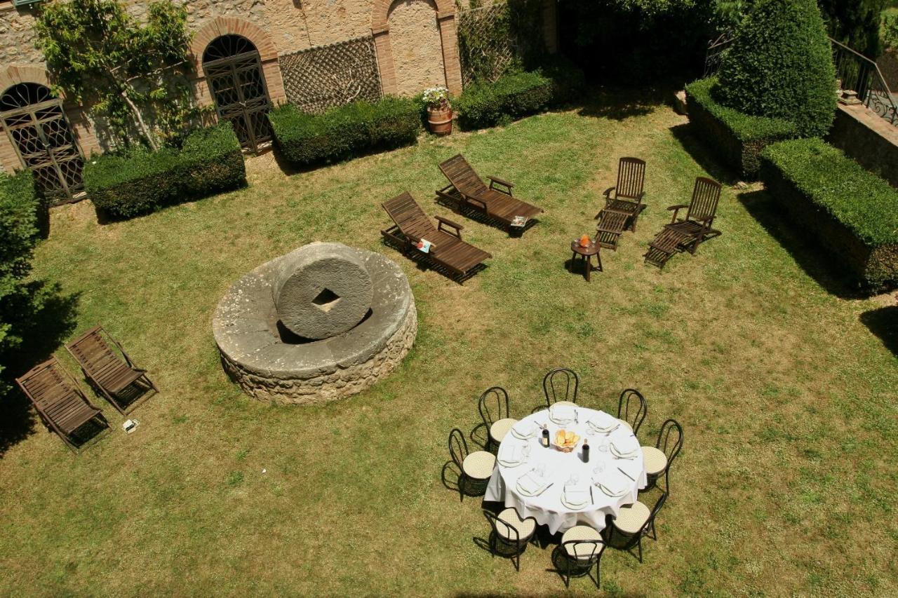 Castello Di Sovicille - Residenza D'Epoca Panzió Kültér fotó