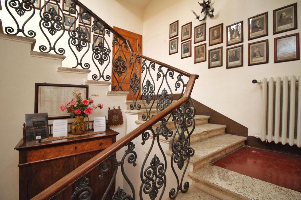 Castello Di Sovicille - Residenza D'Epoca Panzió Kültér fotó