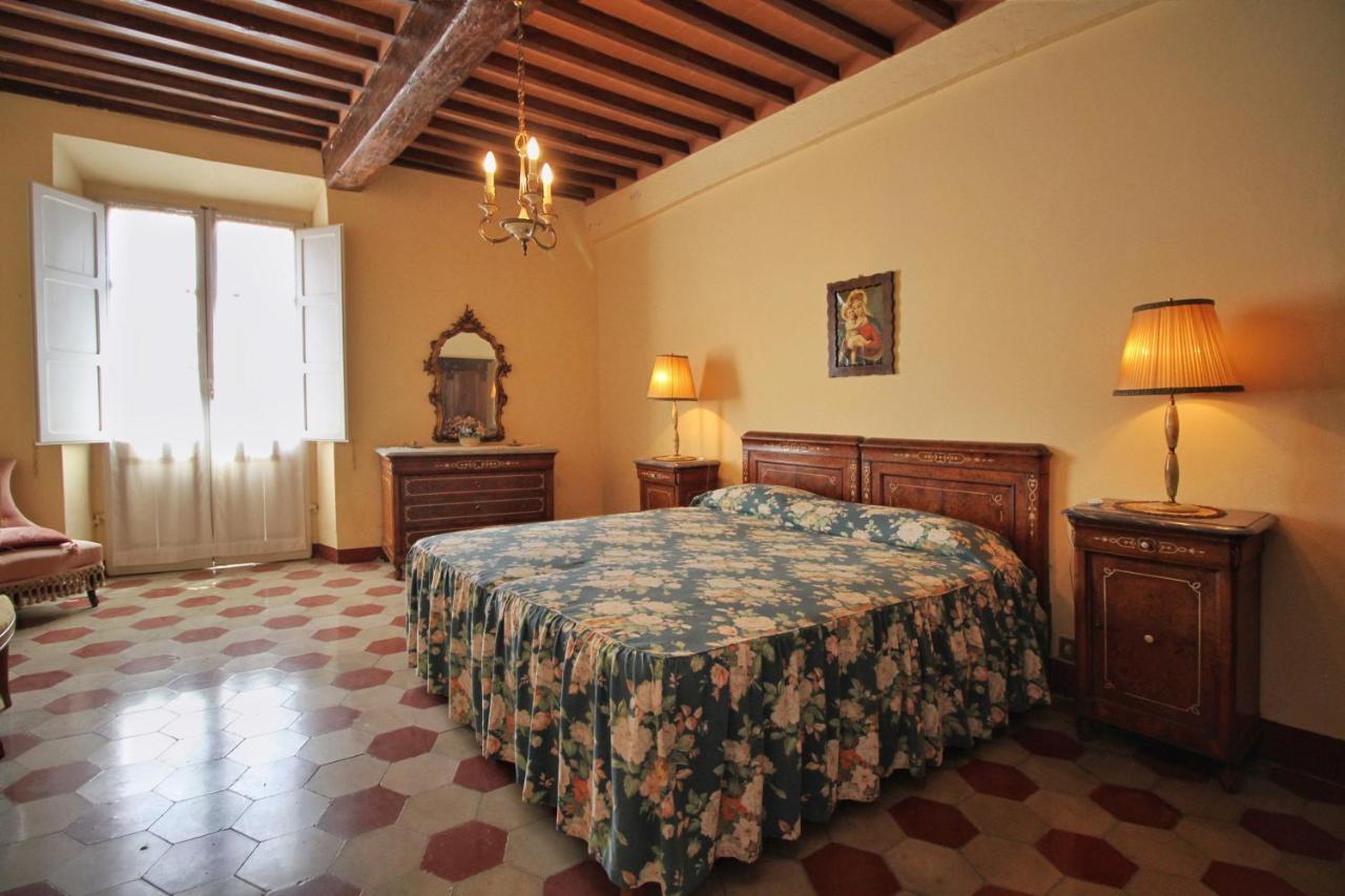Castello Di Sovicille - Residenza D'Epoca Panzió Kültér fotó