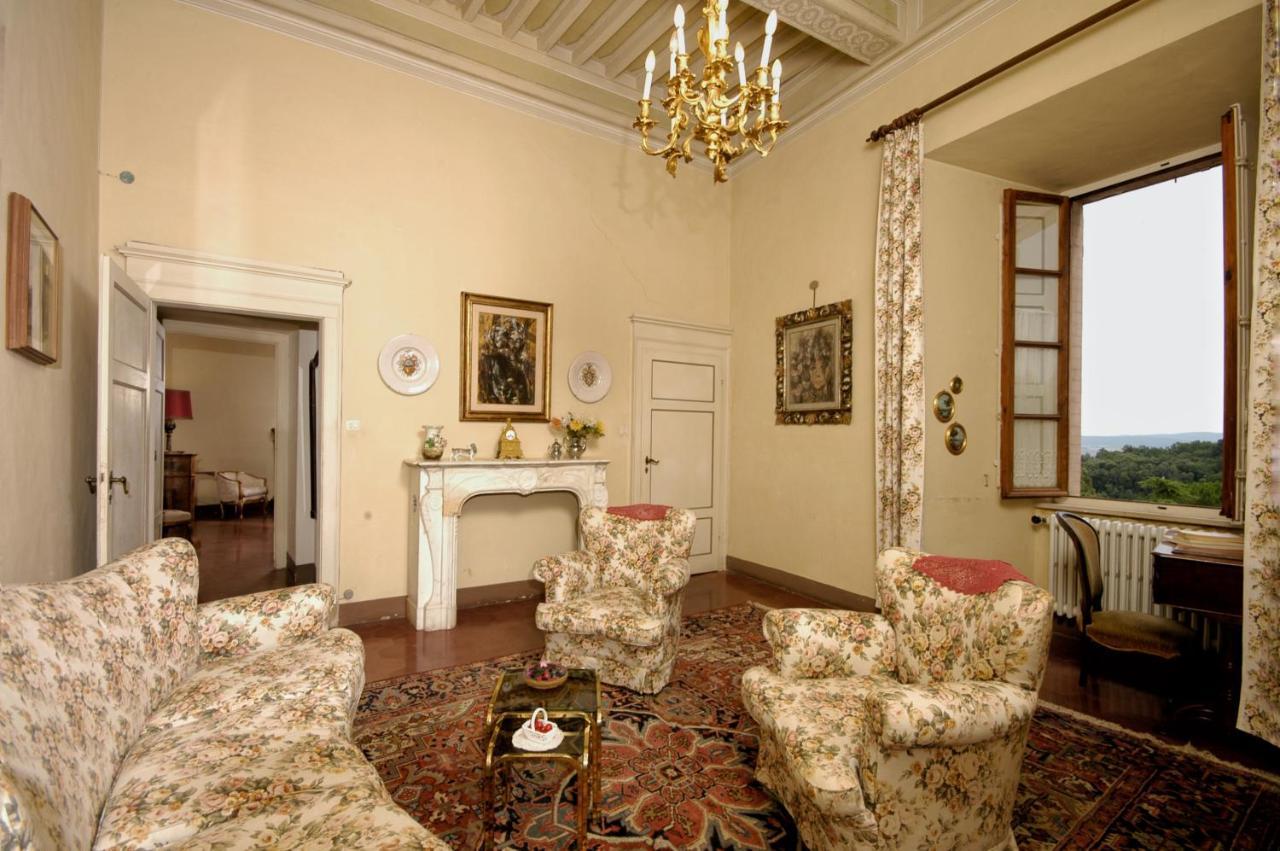 Castello Di Sovicille - Residenza D'Epoca Panzió Kültér fotó